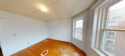 131 Park Dr, Unit F-12 in Boston, MA - Building Photo - Building Photo