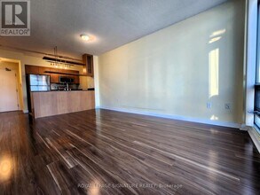 5 Mariner Terrace in Toronto, ON - Building Photo - Building Photo