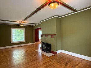 221 Morningside Dr in Chattanooga, TN - Building Photo - Building Photo