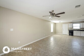 11343 Fire Canyon in San Antonio, TX - Foto de edificio - Building Photo