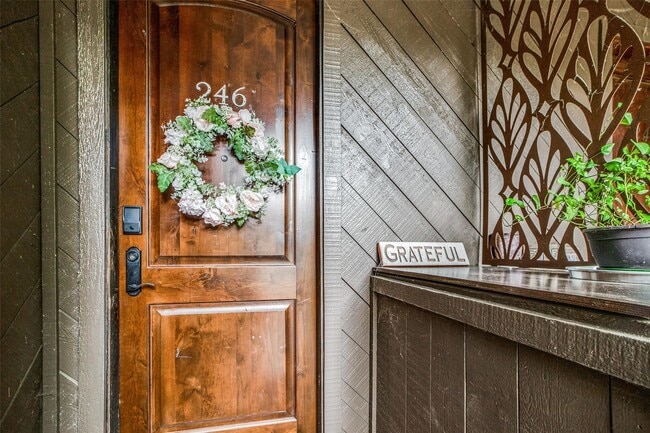 property at 246 Litchfield Ln