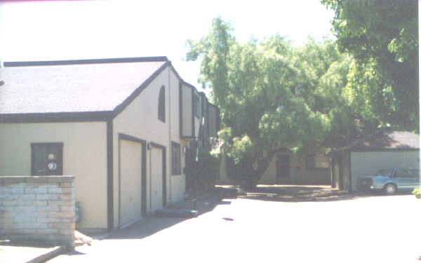 16287 Ashland Ave in San Lorenzo, CA - Building Photo - Building Photo