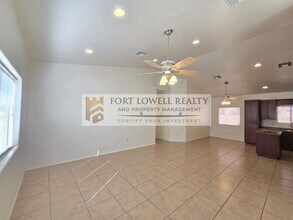 920 W Starr Pass Blvd in Tucson, AZ - Building Photo - Building Photo