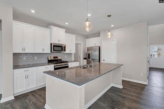 920 Woodcreek Farms Rd in Elgin, SC - Building Photo - Building Photo