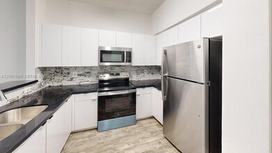 2237 SE 23rd Ave in Homestead, FL - Building Photo - Building Photo