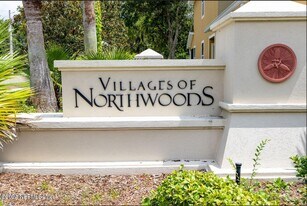 12337 Sand Pine Ct in Jacksonville, FL - Building Photo