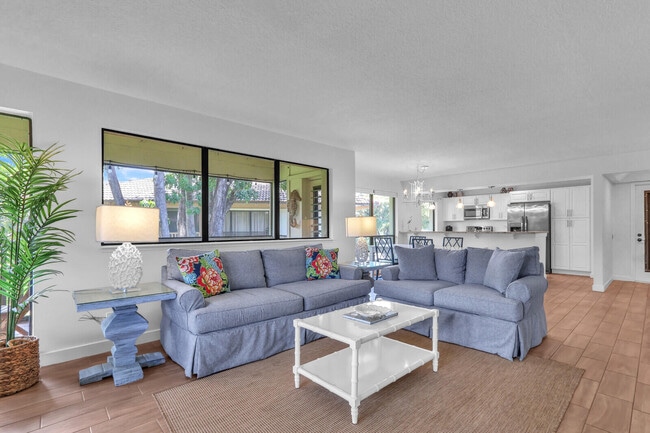 632 Brackenwood Cove in Palm Beach Gardens, FL - Building Photo - Building Photo