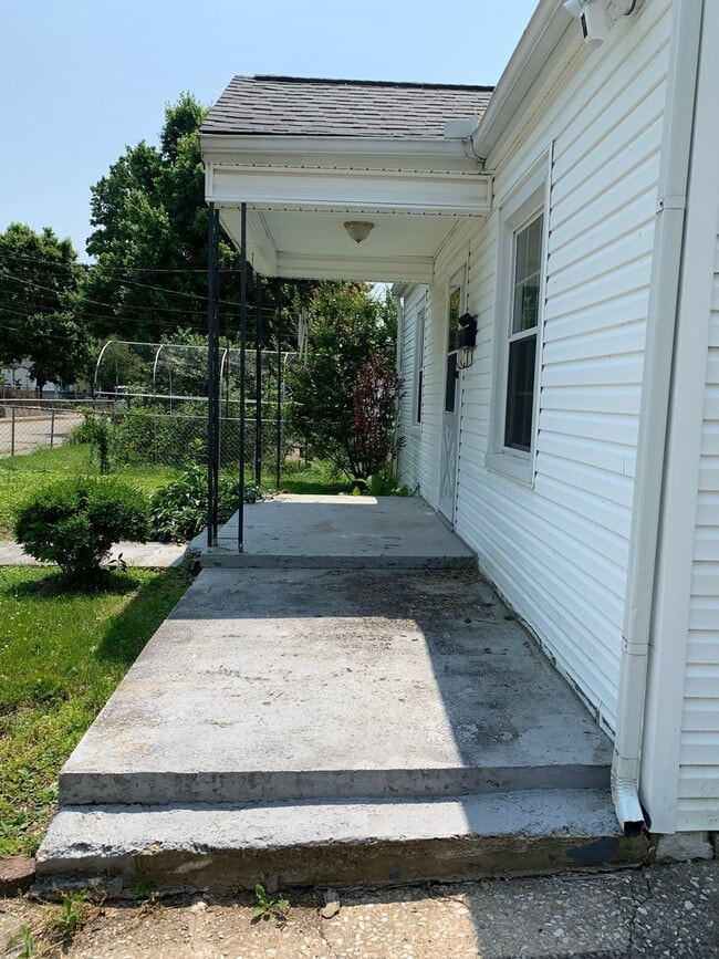 752 Addison Ave in Lexington, KY - Building Photo - Building Photo