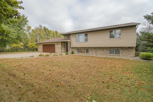 26118 467th Ave in Sioux Falls, SD - Building Photo - Building Photo