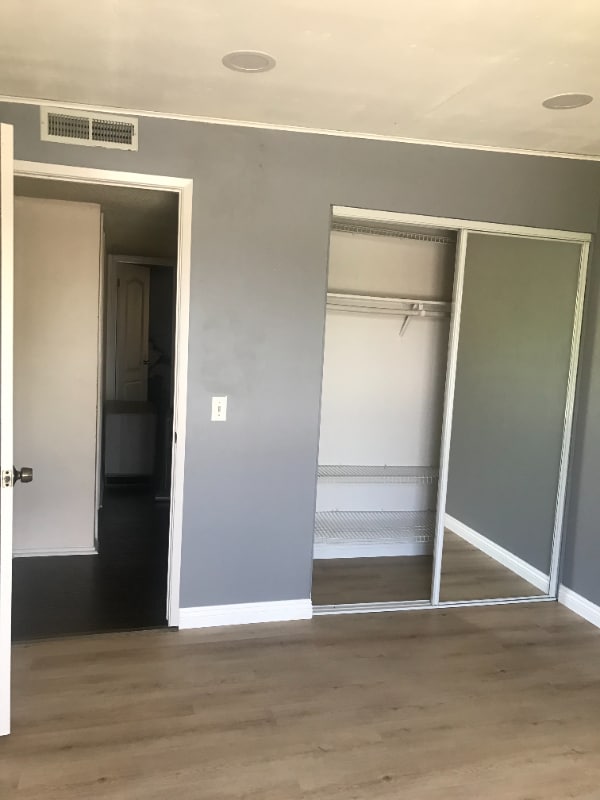 property at 714 S Barbara St