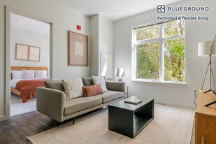 240 Sidney St, Unit SI FL2-ID1231 in Cambridge, MA - Building Photo