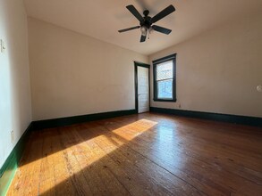 529 Park Ave in Woonsocket, RI - Foto de edificio - Building Photo