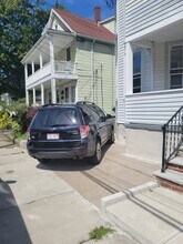 36 Grant Ave in Belmont, MA - Building Photo - Building Photo