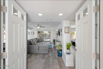 1805 E Lane Ave in Phoenix, AZ - Building Photo - Building Photo