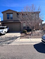 1124 San Augustin Dr in Bernalillo, NM - Building Photo