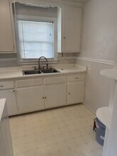 1209 Foxcroft Rd in Richmond, VA - Building Photo - Building Photo
