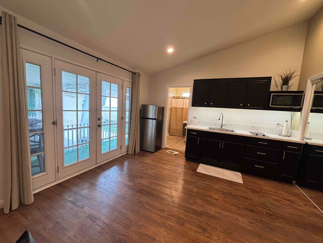 property at 4225 Los Coyotes Diagonal