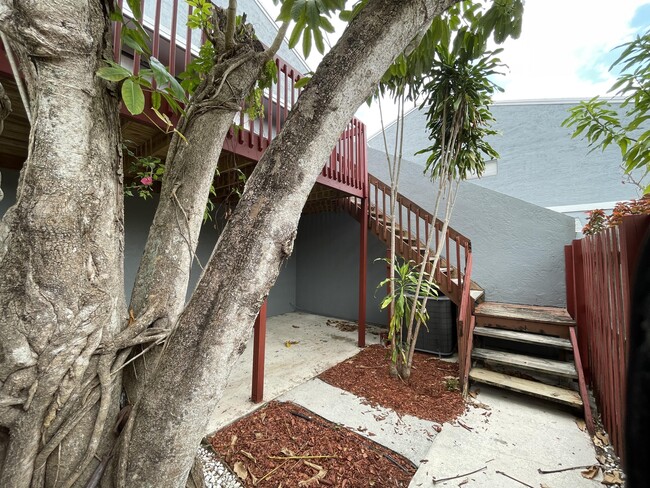 35 Crossings Cir in Boynton Beach, FL - Building Photo - Building Photo