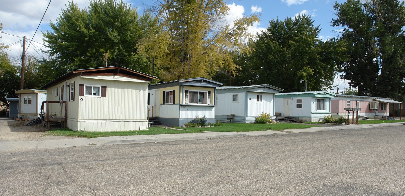 1124 3rd St N in Nampa, ID - Building Photo