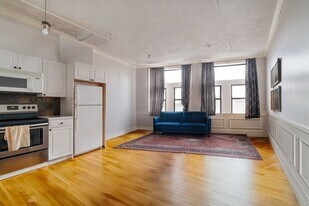 188 North St, Unit 54 in Boston, MA - Building Photo