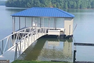 124 Sunny Point Cir in Lagrange, GA - Building Photo - Building Photo