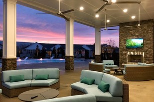 Riverstone Apartments at Long Shoals