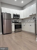 2840 W Girard Ave in Philadelphia, PA - Building Photo