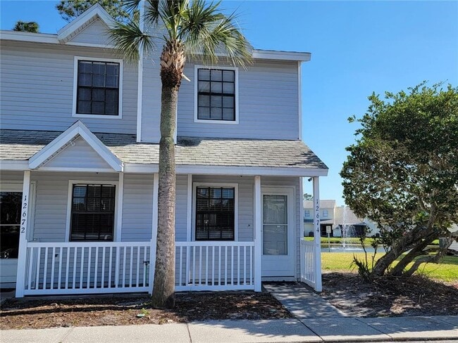 12674 Castle Hill Dr in Tampa, FL - Building Photo - Building Photo