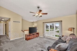 260 Windfield Pkwy in Waukee, IA - Building Photo - Building Photo