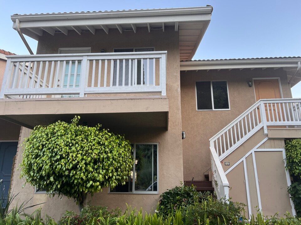 40461 Rock Mountain Dr, Unit 40461 Rock Mountain Dr in Fallbrook, CA - Building Photo