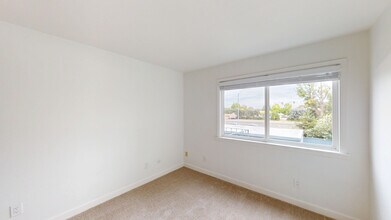 400 Alameda del Prado in Novato, CA - Building Photo - Building Photo