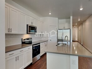 17170 W Golden Ln in Waddell, AZ - Foto de edificio - Building Photo