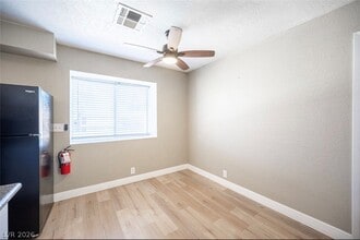 5336 Mancos Ct in Las Vegas, NV - Building Photo - Building Photo