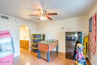 819 N College Ave in Tempe, AZ - Building Photo - Building Photo