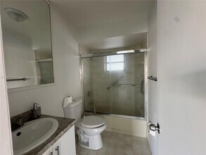 3608 SW 25th St in Miami, FL - Building Photo - Building Photo