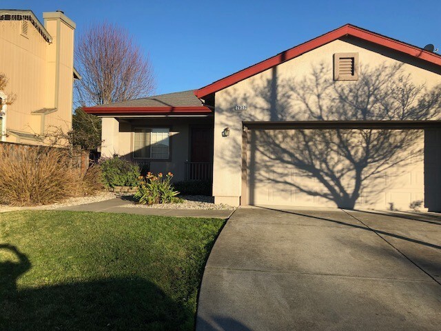 property at 2037 Banjo Dr