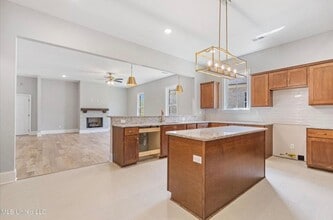 2534 AC Freeman Dr W in Hernando, MS - Building Photo - Building Photo