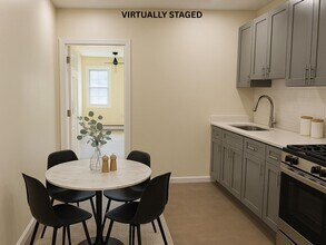 566 Newark Ave in Jersey City, NJ - Building Photo - Building Photo