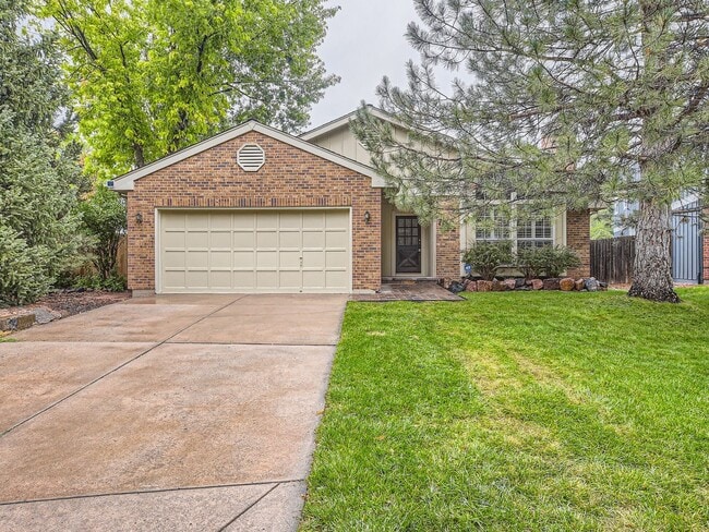 property at 7862 S Hill Dr