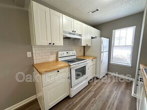 401 Converse Ct in Ladson, SC - Building Photo - Building Photo