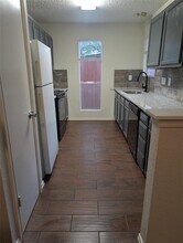 6301 Cameron Rd in Austin, TX - Building Photo - Building Photo