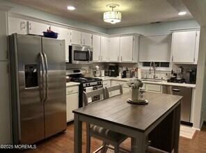 182 Tulip Ln, Unit 182 tulip ln in Freehold, NJ - Building Photo - Building Photo