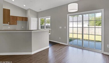 1136 Ashcroft Dr in Leland, NC - Building Photo - Building Photo