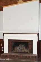 7 Erics Ln in Rexford, NY - Building Photo - Building Photo