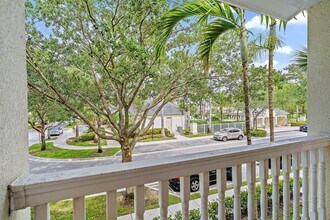 255 Murcia Dr, Unit 211 in Jupiter, FL - Foto de edificio - Building Photo