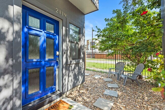 2119 Hadley St in Houston, TX - Building Photo - Building Photo