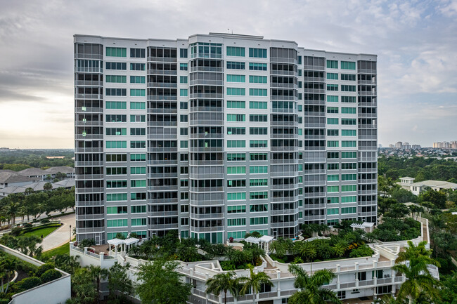 Grande Phoenician at the Grande Preserve in Naples, FL - Foto de edificio - Building Photo