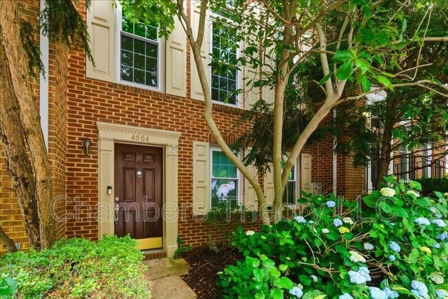 property at 4664 Kirkland Pl