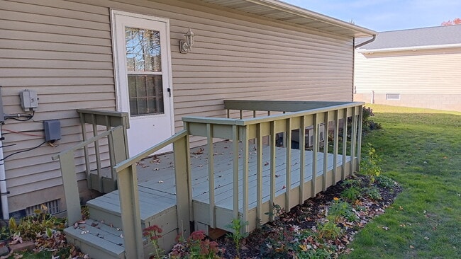 834 Lauri Jo Ln SW, Unit 834 in Massillon, OH - Building Photo - Building Photo