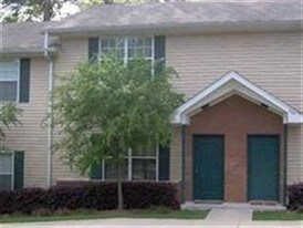 2403 Hartsfield Road in Tallahassee, FL - Building Photo